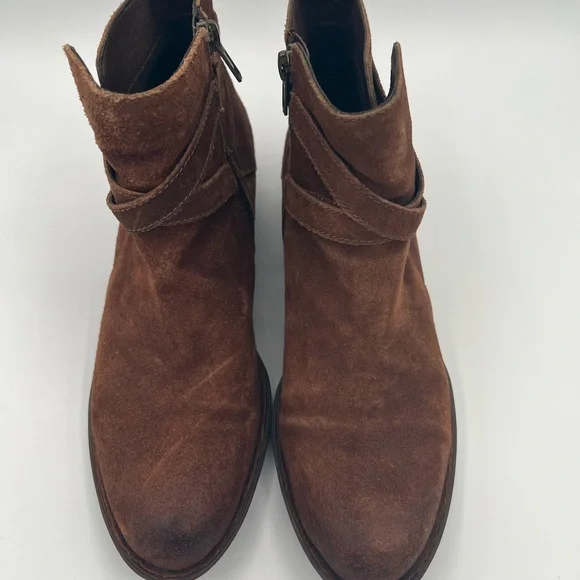 Born Jorgette Ankle Boots in Distressed Suede Brown size 8.5 - Picture 5 of 10